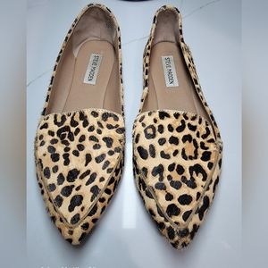 Steve Madden Feather Cow Fur Pointed You're Flats Size 8.5